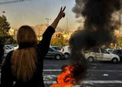 زنان و انقلاب برابری طلبانه مردم ایران