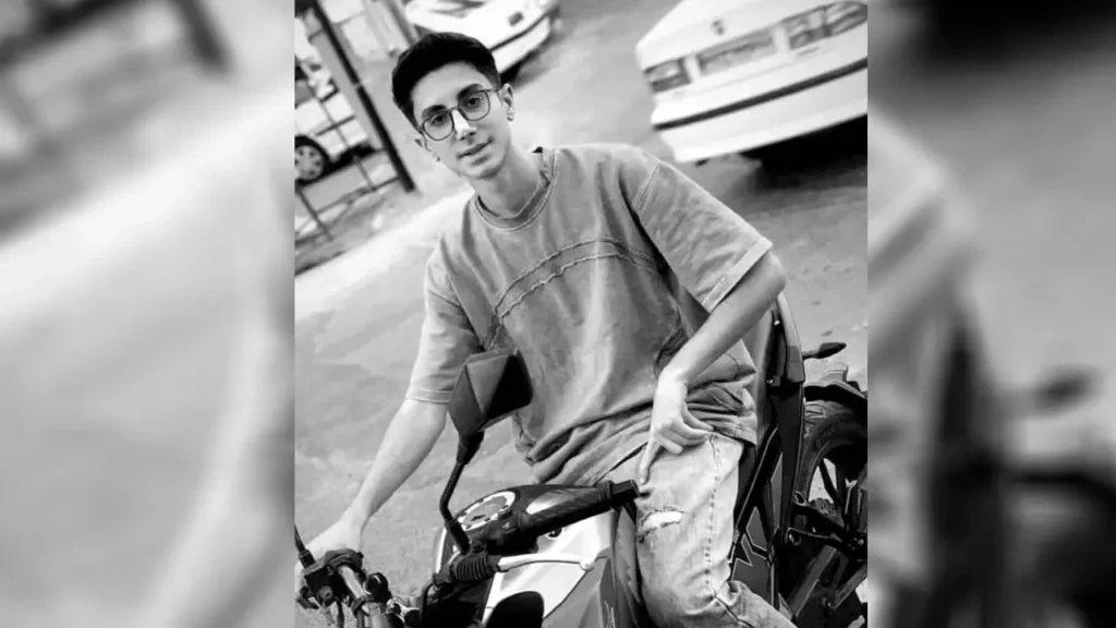 اسلامشهر؛ پیکر امیرحسین نوراللهی پس از ۴۴ روز پیدا شد / روایت خانواده از جانباختن با شلیک گلوله جنگی 2 پیکر امیرحسین نوراللهی پس از ۴۴ روز پیدا شد